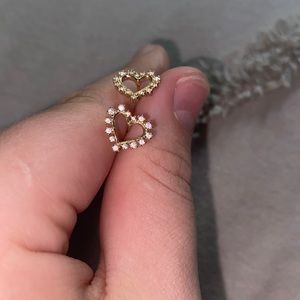 kendra scott earrings! nothing wrong, just from a recent breakup!